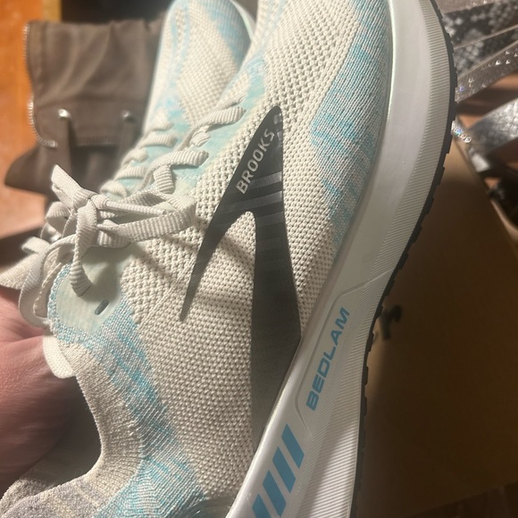 Brooks running sneakers - Picture 4 of 6